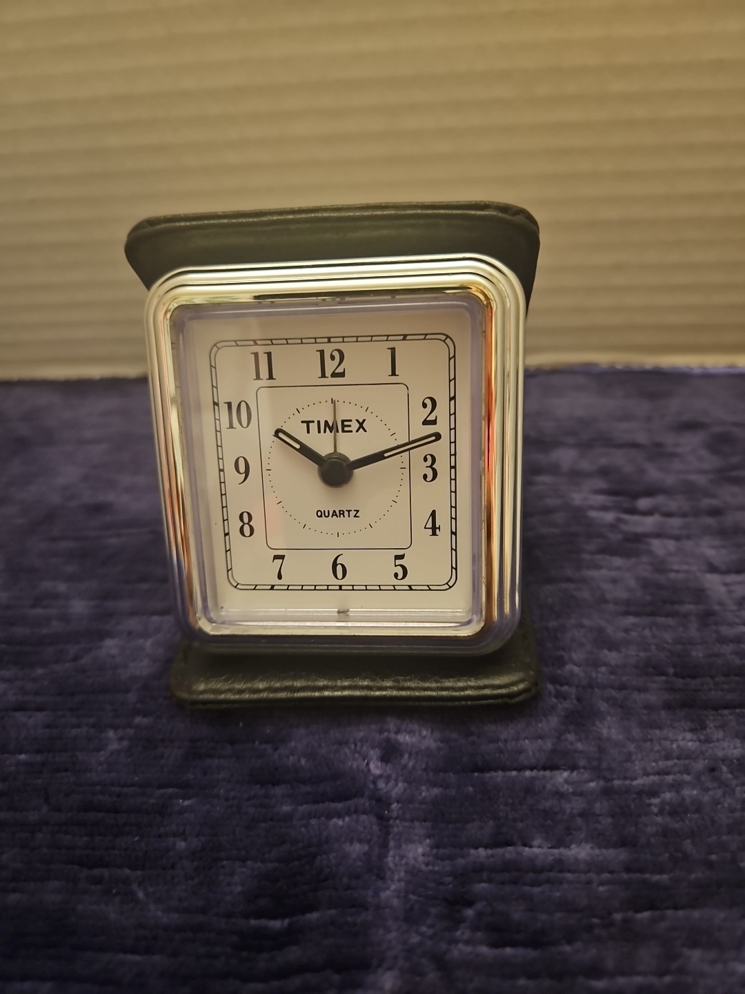 Vintage Timex Quartz Travel Alarm Clock Battery Operated Leather Case