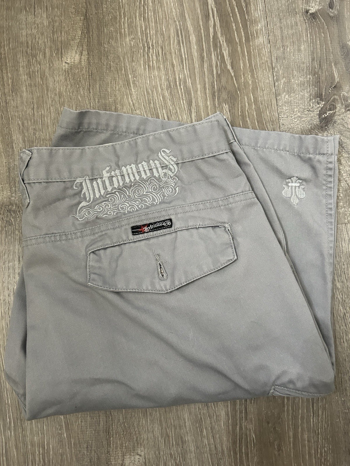 Vintage Infamous Shorts Y2K Skater Style Embroidered Size 36