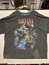 Nirvana Unplugged in New York Graphic T-Shirt Gray 3XL Rock & Pop Music