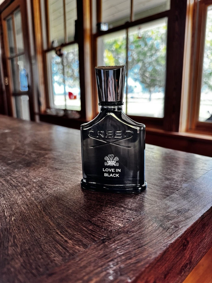 Creed Love In Black 2.5oz colonia nueva en caja Foto 4 de 4