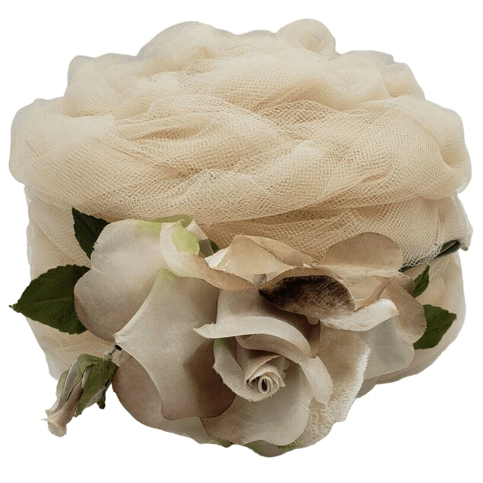 Sombrero Pastillero Turbante Floral Sombrerero Rosa Seda De Colección Tul Terciopelo Boda Taupe Foto 4 de 4