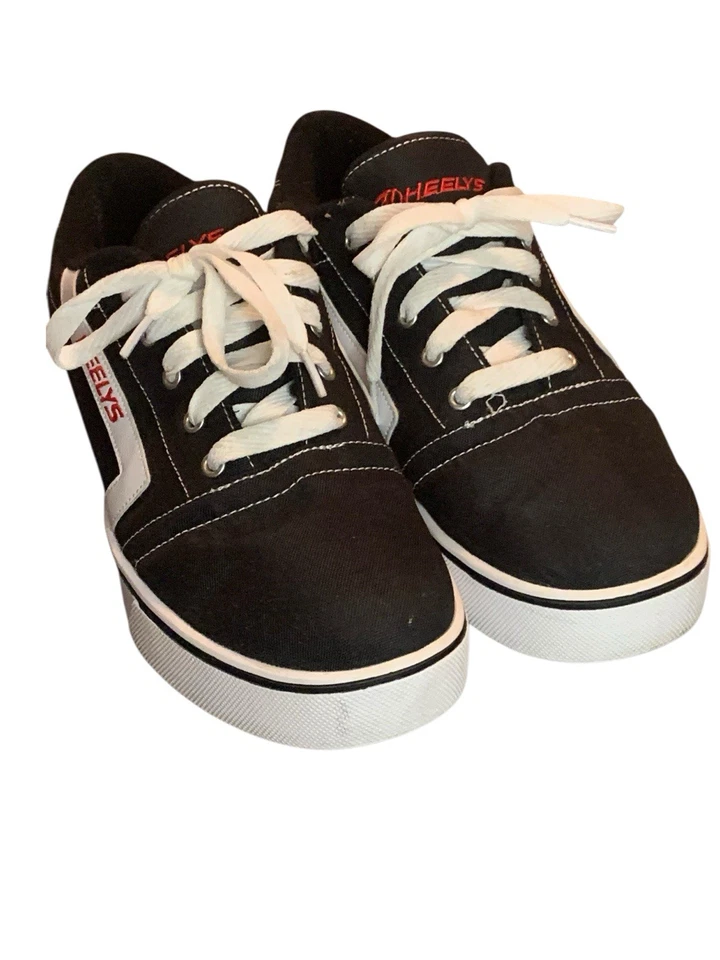 Heelys Skate Shoes Black/Red/White strip on the side Men sz 10 Sneakers - Image 3 of 4