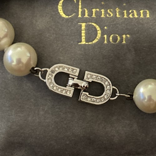 Christian Dior Vintage Large White Round Pearls Logo CD Crystals Necklace - Picture 2 of 12