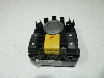 RANGE ROVER 2005 SWITCH CONTROLLER FOR SUSPENSION SPEED SELECTION  YUD501410WVH
