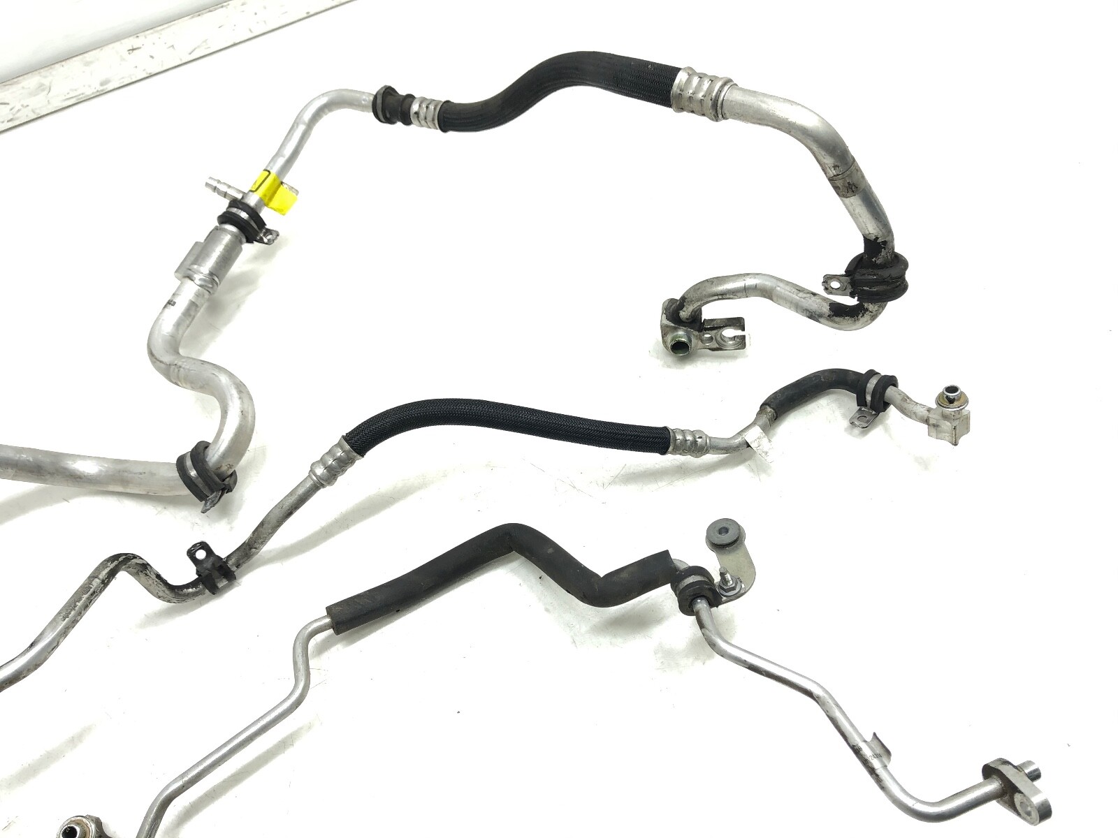 2014-2022 MASERATI GHIBLI S Q4 3.0L V6 A/C LINE HOSE PIPE SET OEM.