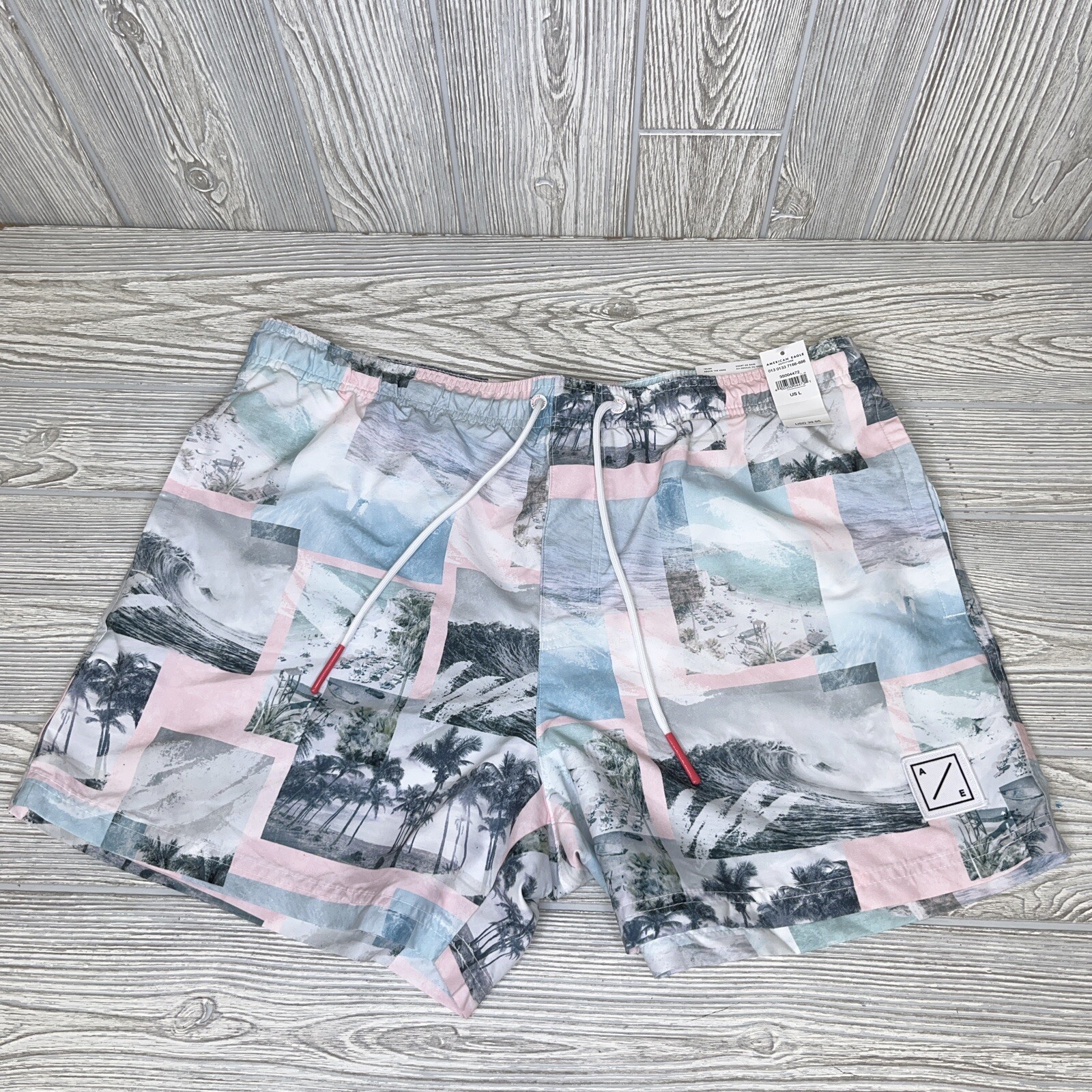 American Eagle Swim Trunks Above the Knee Men's Large Beach Palm Trees