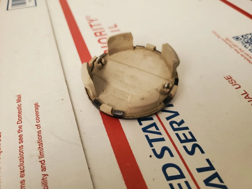 Tapa central Lincoln MKC MKX MKZ MKT MKS rueda OEM DPSC-1A096-AA NEGRO 5L4 Foto 4 de 4