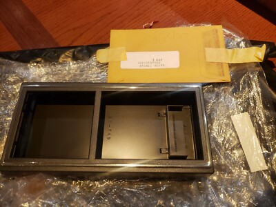 New Heathkit GR-3000 Remote Control Casing/ Cover #305-107 (92-750 & 92-749) NOS