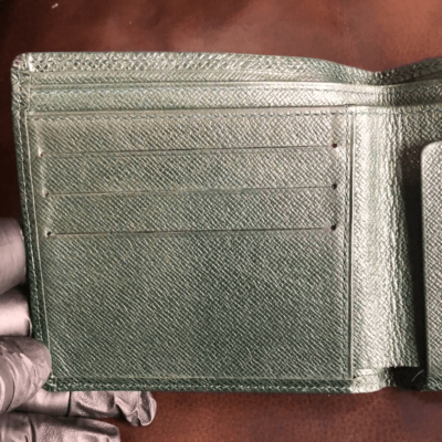 LOUIS VUITTON Green Taiga Leather Bifold Wallet Vintage MI0917 | eBay