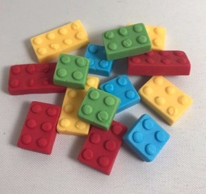 64 Edible Sugarpaste Lego Bricks 