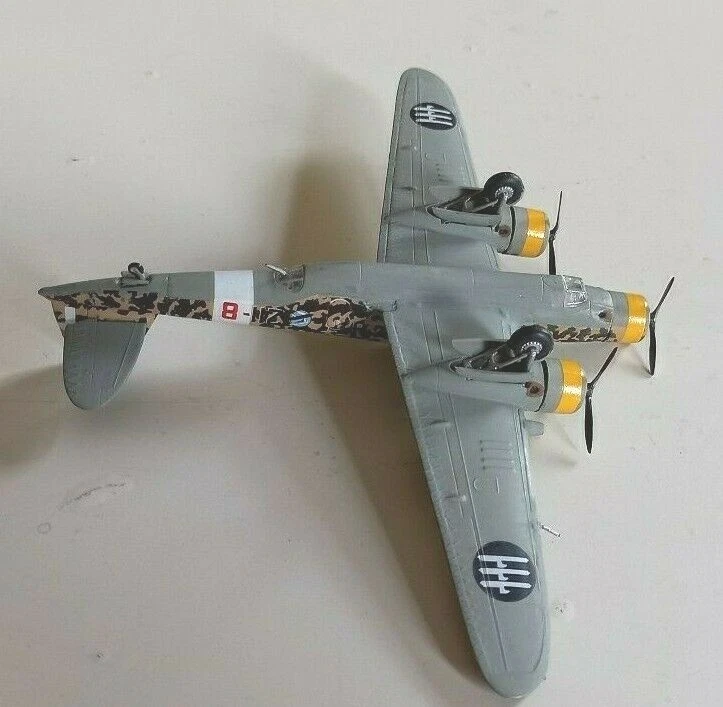 Modellino Aereoplano Militare - 211-8 - Immagine 4 di 4