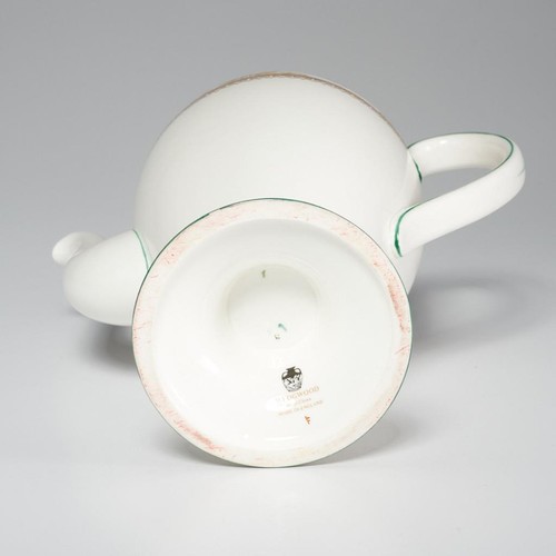 Wedgwood England Columbia White Griffin Hand Painted Coffee Pot w Lid 10.25" - Picture 6 of 7