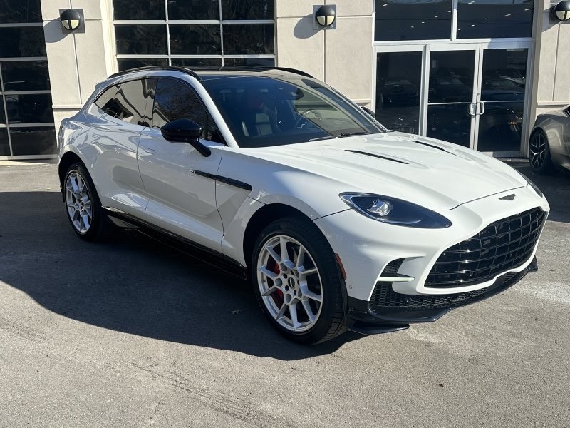 Aston Martin DBX and DBX707 OEM winter wheel and tire package