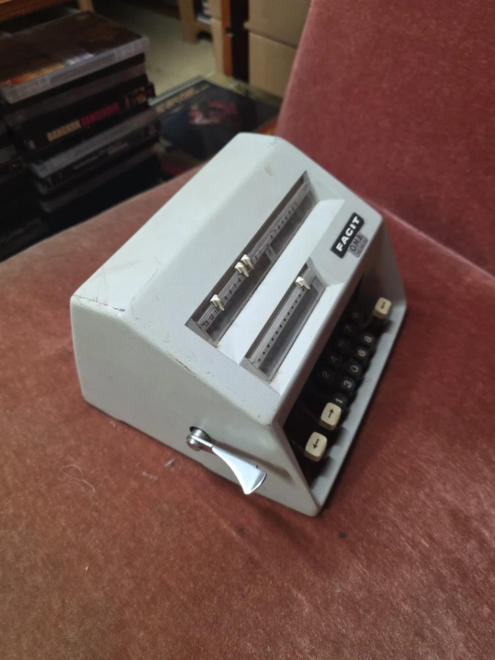 🍀Ancienne machine à calculer FACIT - Photo 4/4