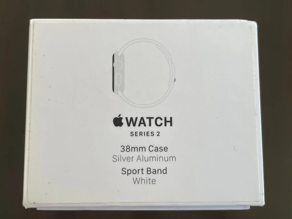 Apple Watch Series 2 GPS - 38mm Silber Aluminium Weiß - Sportarmband - Bild 3 von 4