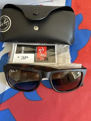 Ray-Ban RB4165 Justin Sunglasses - Image 1 of 4