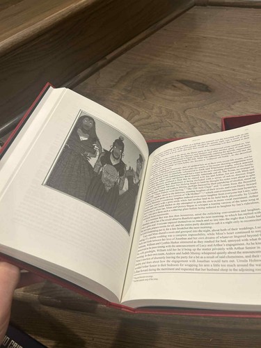 Signed Dracula of Transylvania A Modern Retelling by Ricardo Delgado HC - Picture 8 of 9
