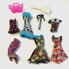 Monster High Doll Lot Of Clothes Dresses Tops Purse Belt Hair Brush 9 Pieces