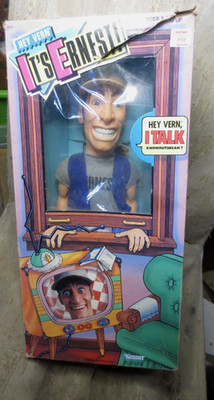 Vintage 1989 Kenner HEY VERN IT'S ERNEST Pull String Talking Doll Working in Box