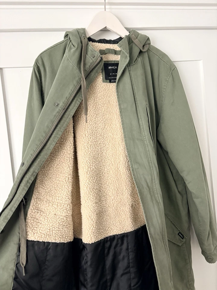 RVCA Winter Jacket. Military Green Sherpa Lined Men's Size M Excellent Condition - Image 3 of 4