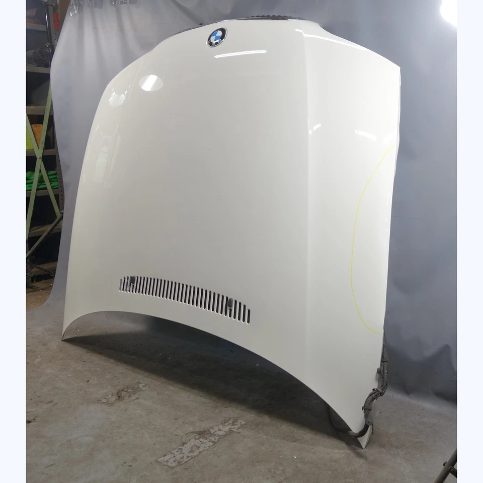 Cubierta del capó delantero dañada 03-06 BMW E46 3-Series 2 puertas último modelo blanco alpino OEM Foto 2 de 4