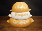 Vintage Pyrex Butterfly Gold Cinderella Nesting Mixing Bowls - 3 Piece Set