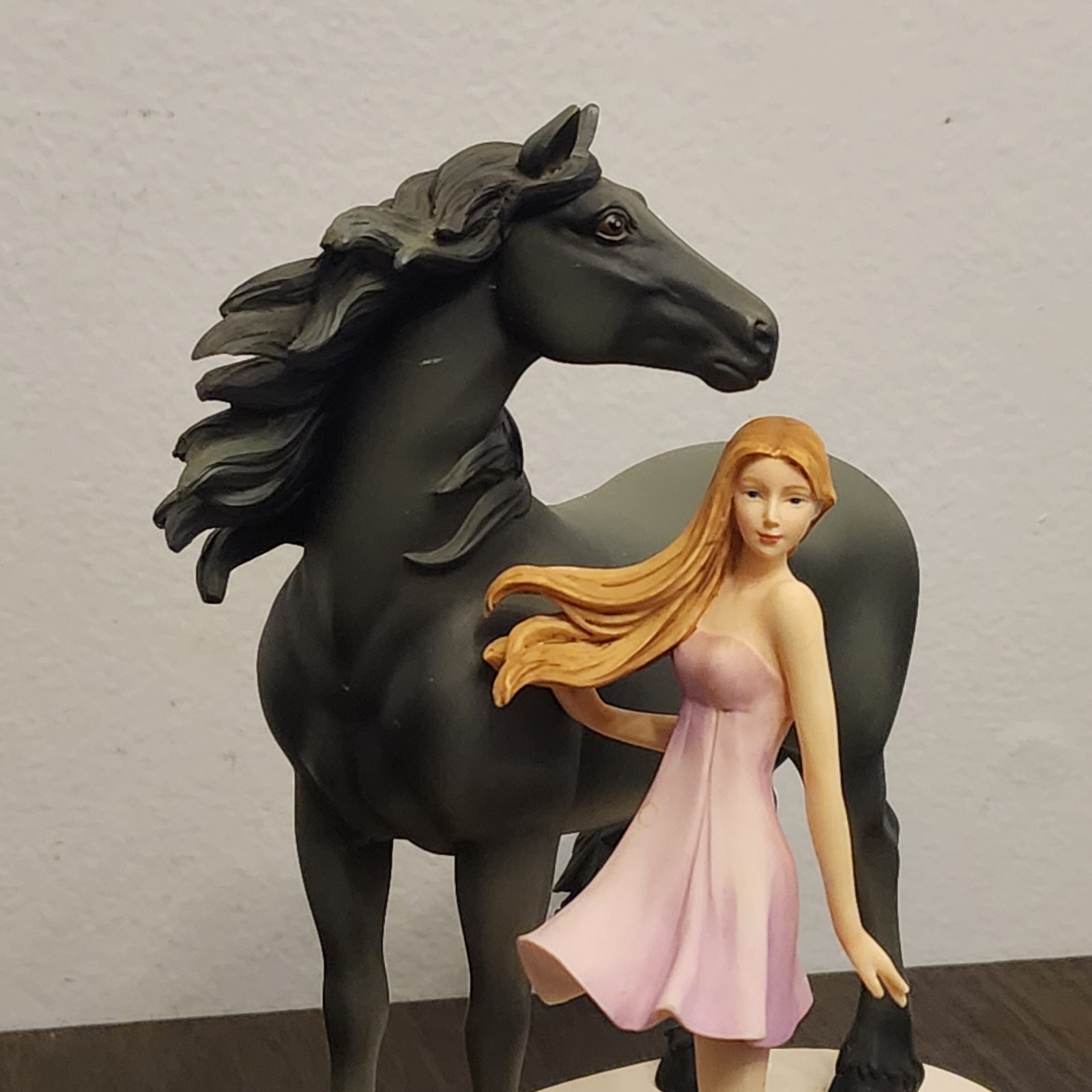 Picture 4 of 17