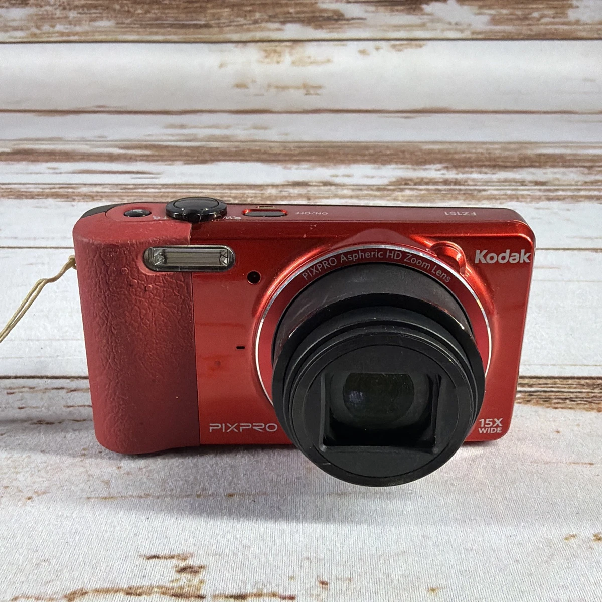Used Kodak PixPro FZ151 16.2MP Red Digital Camera 15x Zoom Battery