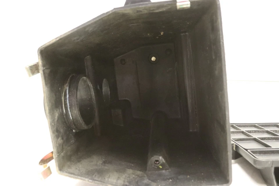 Kawasaki Mule 610 07 Airbox Air Box 11011-1367 52545 - Image 2 of 4