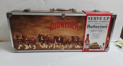 Anheiser Budweiser Beer Grill Cook Tool Set & Wood Carry Case  ~NEW in Box! 