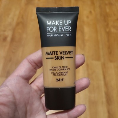 MAKE UP FOREVER Make Up For Ever Matte Velvet Skin Blurring Foundation  (Y433)
