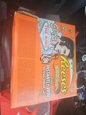 2007 Reese's Peanut Butter Banana Creme Elvis Presley Store Display $65