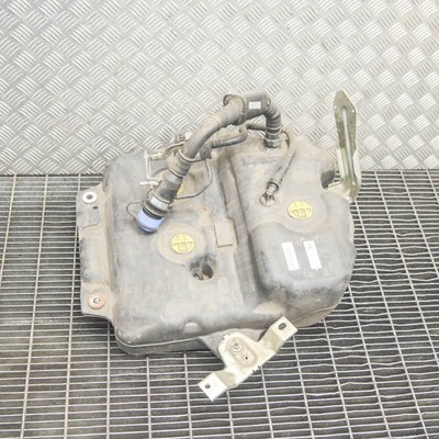 MERCEDES-BENZ C W205 C 220 BlueTEC / d 205.004 AdBlue-Tank 