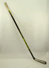 True Catalyst 9X Grip INT Composite Hockey Stick Marner Left 55 Flex TC2 Lie 6