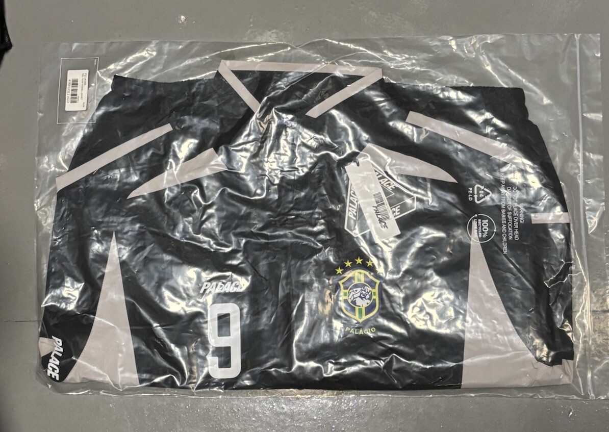 Palace Brazil Pro Team Jacket Black - Size Small - Brand New In
