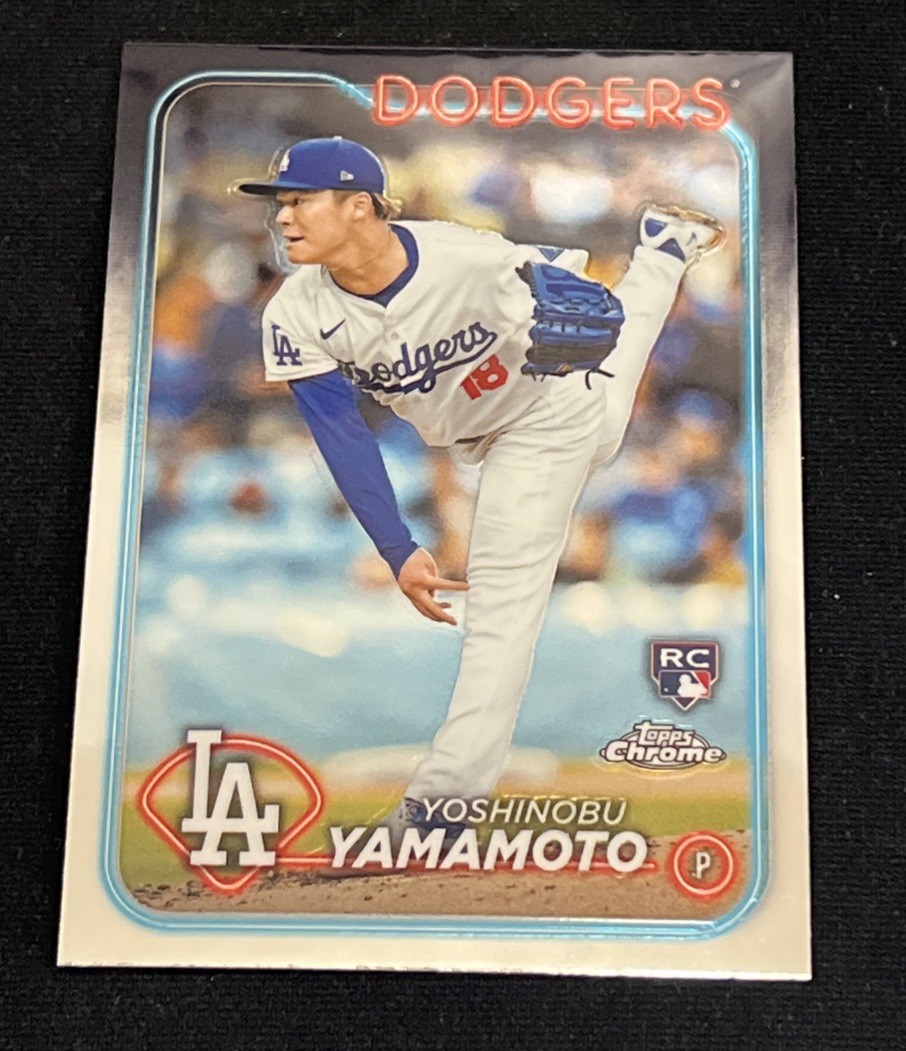 2024 Topps Chrome Yoshinobu Yamamoto #18 RC Rookie Card Los Angeles Dodgers
