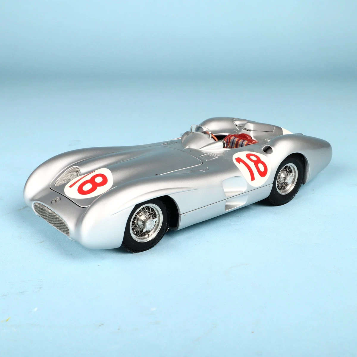 Mercedes-Benz 1:18 Scale Diecast Racing Cars 1954 Vehicle Year for