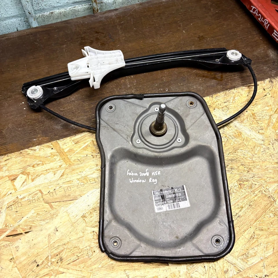 Skoda Fabia Left Passenger Ns Rear Manual Window Regulator 5j4839401b Mk2 07-14 - Image 2 of 4