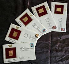 22kt Golden Replica 1st Day of Issue U.S. Christmas 1995 w/Information Post Card