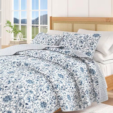 Floral Bloom Quilt Set King / California King, English Garden Blue