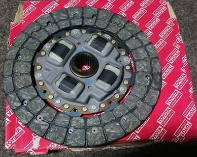 Clutch disc Kupplungsscheibe Corolla Verso RAV4 A2 GENUINE Parts 31250-20280