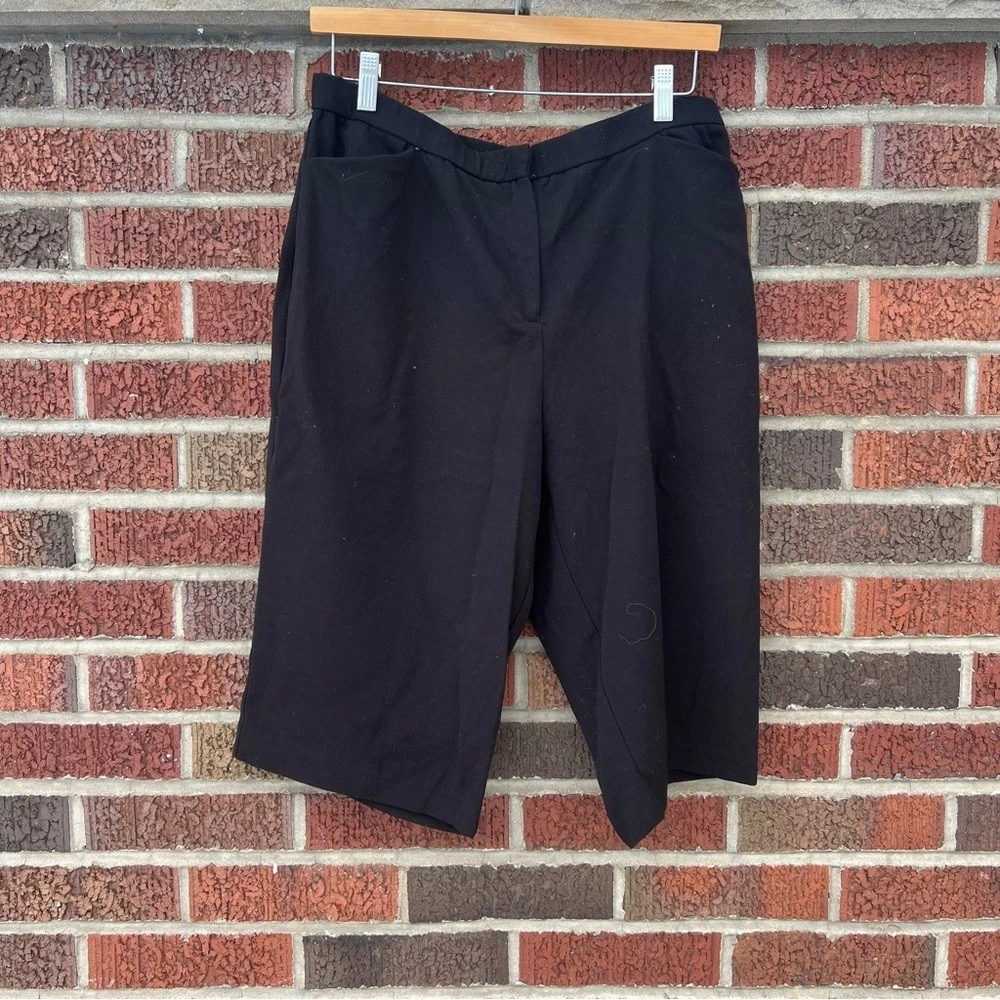 Courtenay Black Mid Rise Dress Pants Cropped Capri Pants