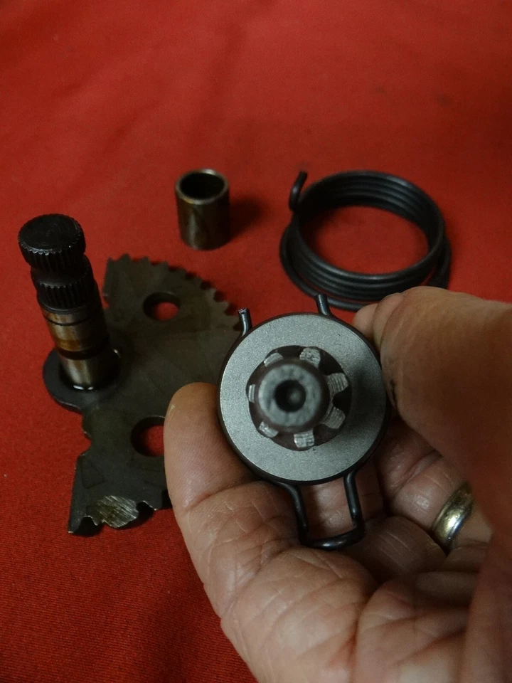 Juego/Kit de engranajes Kick Start, 7 dientes, scooter chino GY6 50 Foto 3 de 3