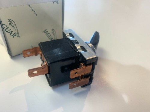 (2900)Z13 Jaguar Series 1 Etype XKE & Sedan NOS Jaguar Heater Fan Toggle Switch - Picture 4 of 4