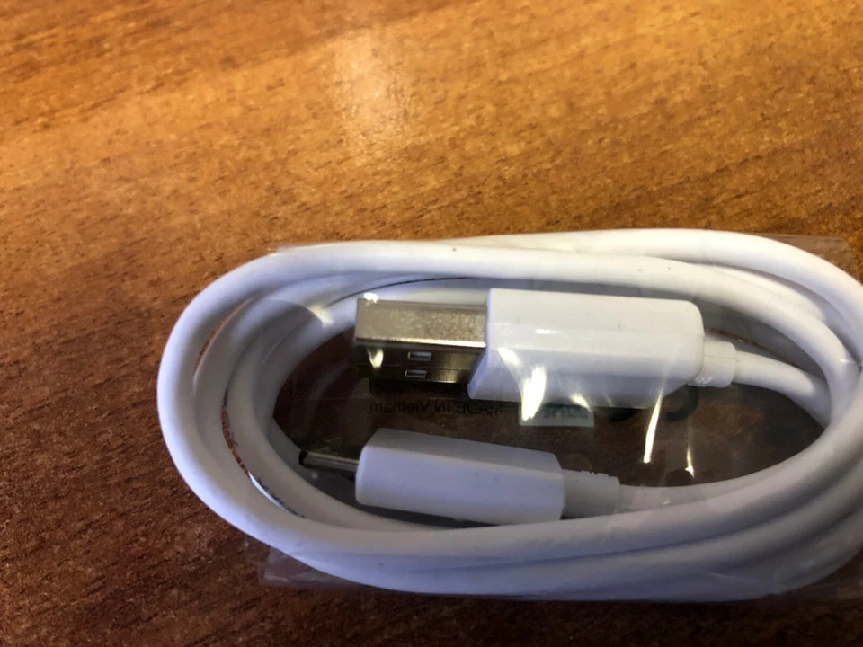 Cable de Datos Original LG 1.8A 3FT Micro USB Sincronización de Datos, Nuevo. Foto 2 de 3