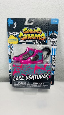 LACE VENTURAS Subway Surfers MINI FRESH KICKS Backpack Clip Keychain Shoes