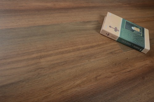 Australian NSW Spotted Gum HYBRID CLICK LOCK LUXURY VINYL FLOOR WATERPROOF red - Picture 6 of 12