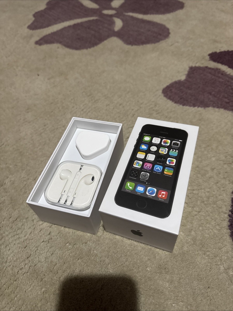 Apple iPhone 5S 16gb Space grey - unlocked. Boxed With New Apple iPhone 5S 16gb Space grey - unlocked. Boxed With New