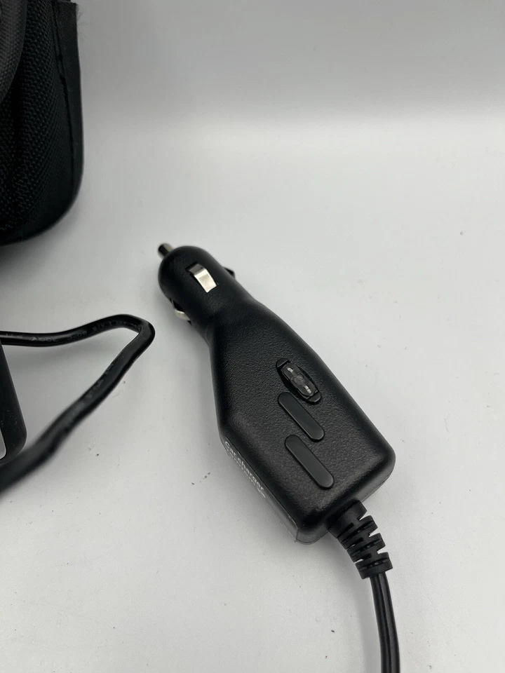 TomTom Go 7204.3 Inch Widescreen Touch Screen + car power cord only - Image 2 of 4