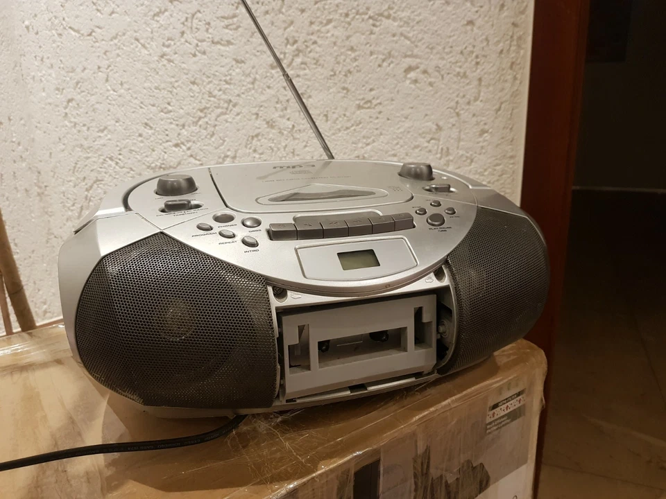 CD-Radio Player mit Kassette + USB /CD-Player defekt ! - Bild 3 von 4